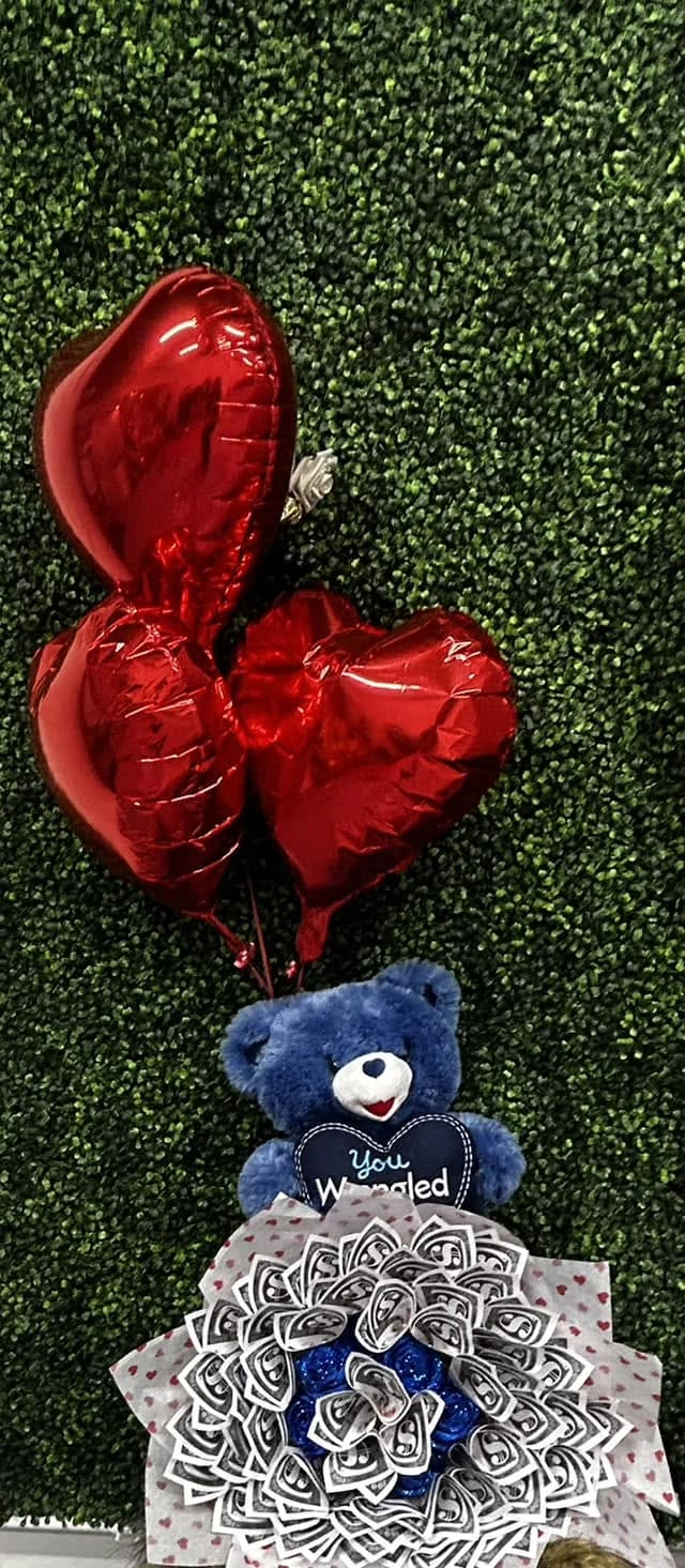 Heart balloons bouquet